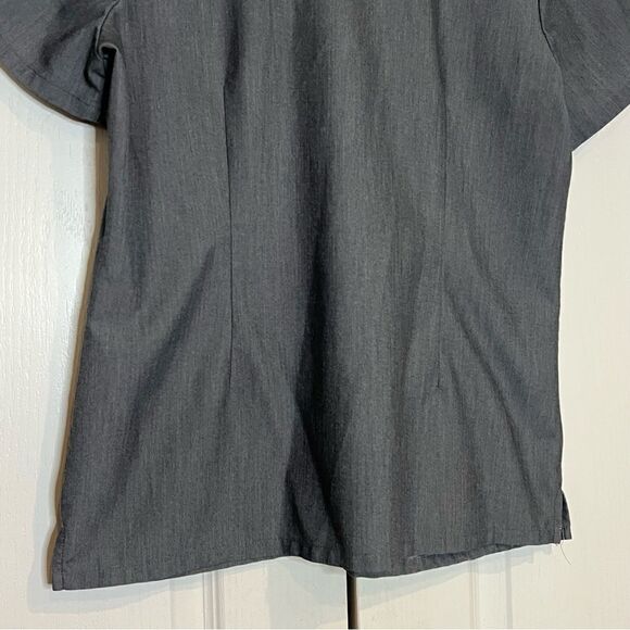 Figs Casma 3 Pocket Short Sleeve Scrub Top - Picture 8 of 10